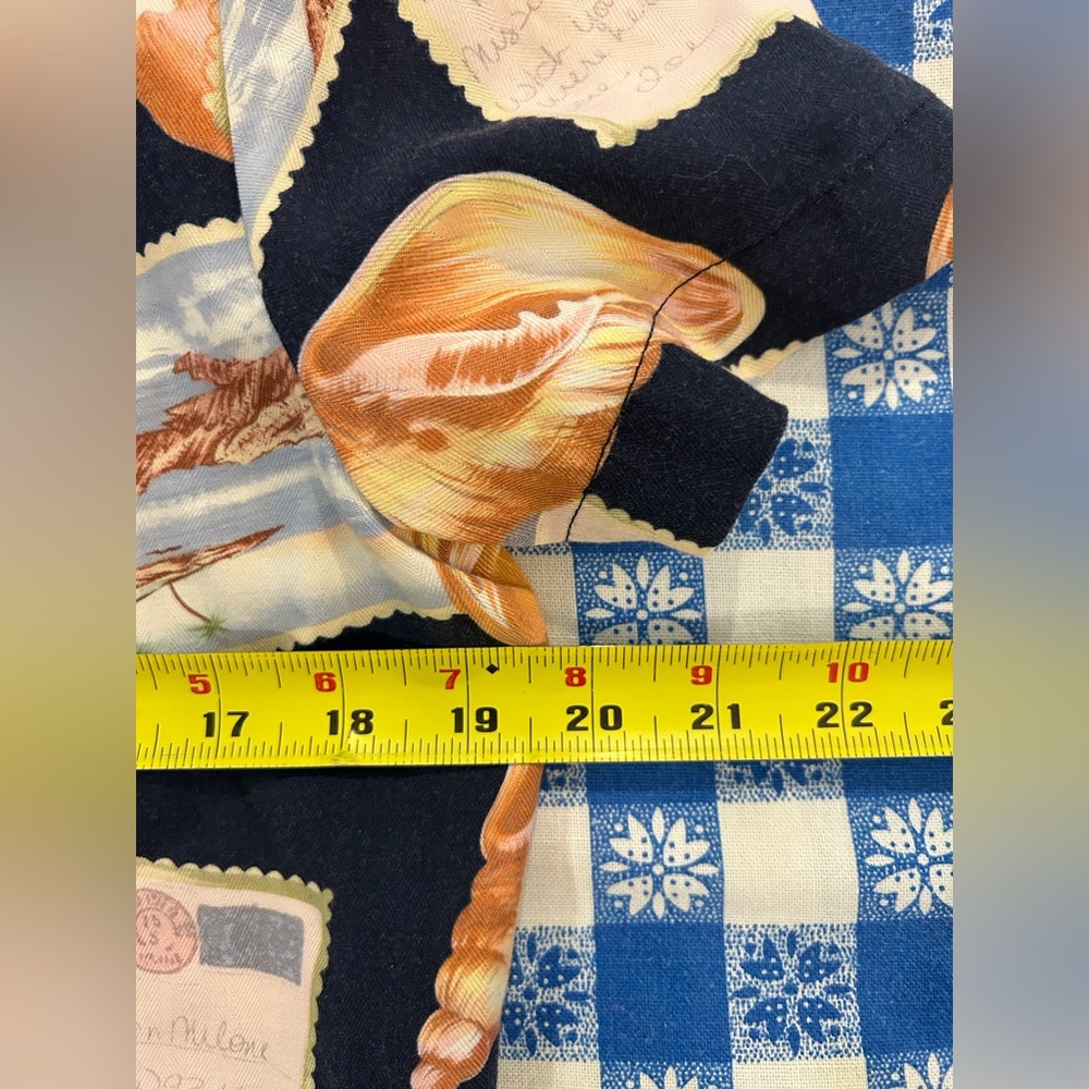 La Cabana Tie Front Blouse w Postcards and Conch Shells - Picture 13 of 14